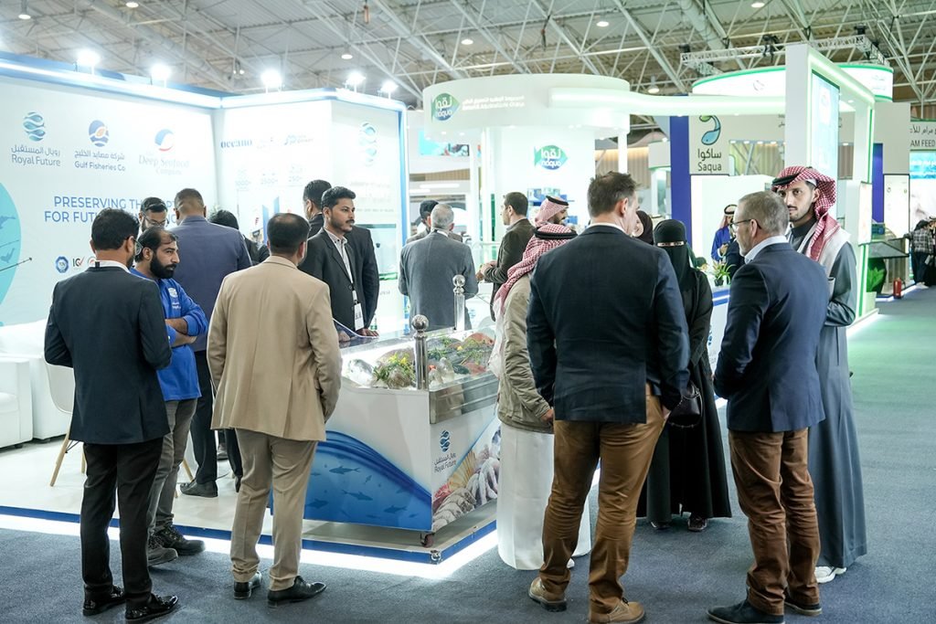 Interviews with exhibitors (video)